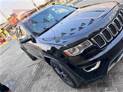 جیپ گراند شیرۆکی